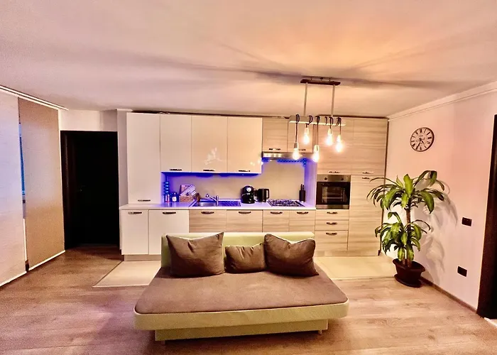 Coresi Bright Apartment Brasov